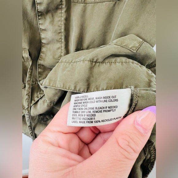 ‼️FINAL SALE MUST GO‼️💚✨UNIVERSAL THREAD‎ SLEEVELESS SHIRT✨💚 - Picture 4 of 7